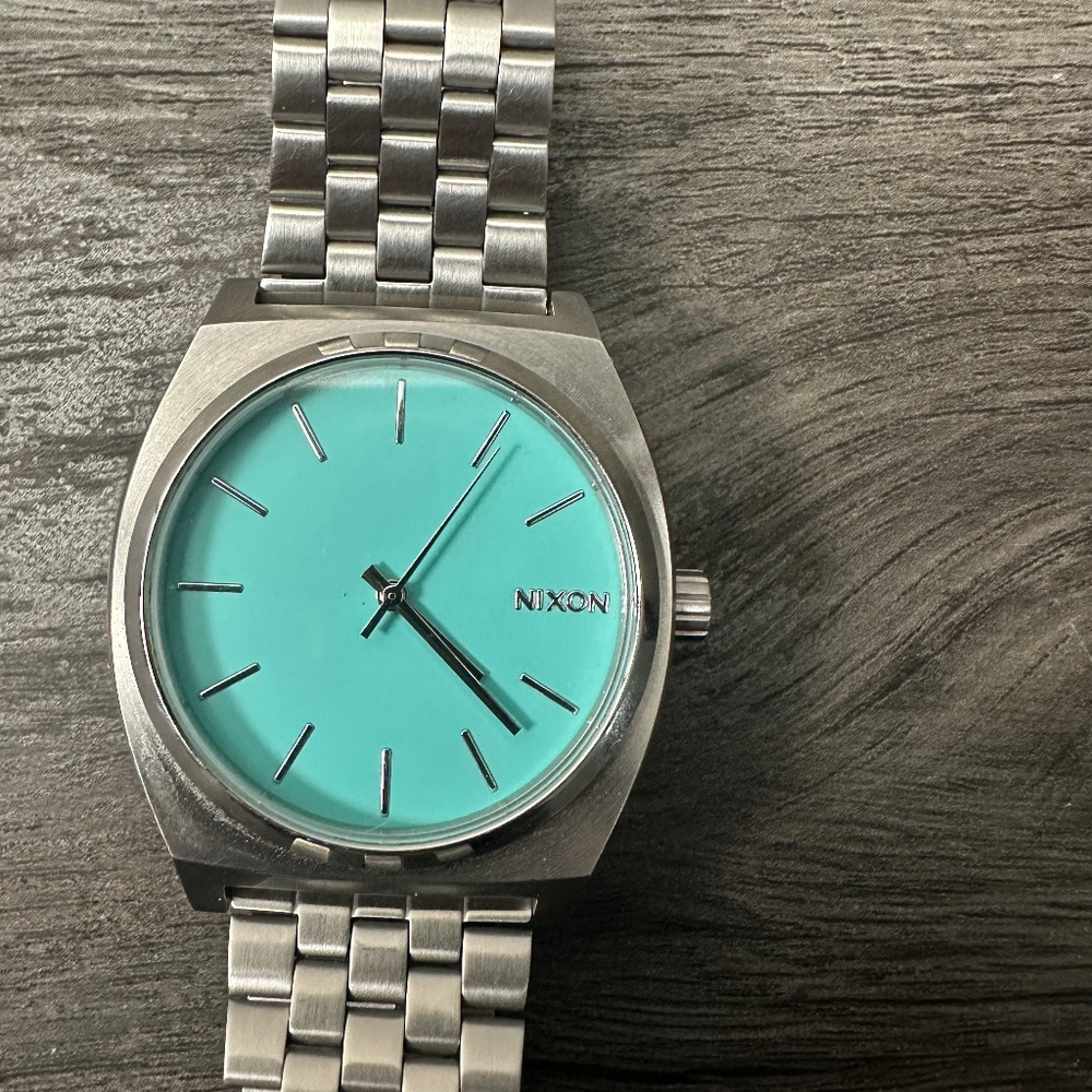 Nixon Time Teller